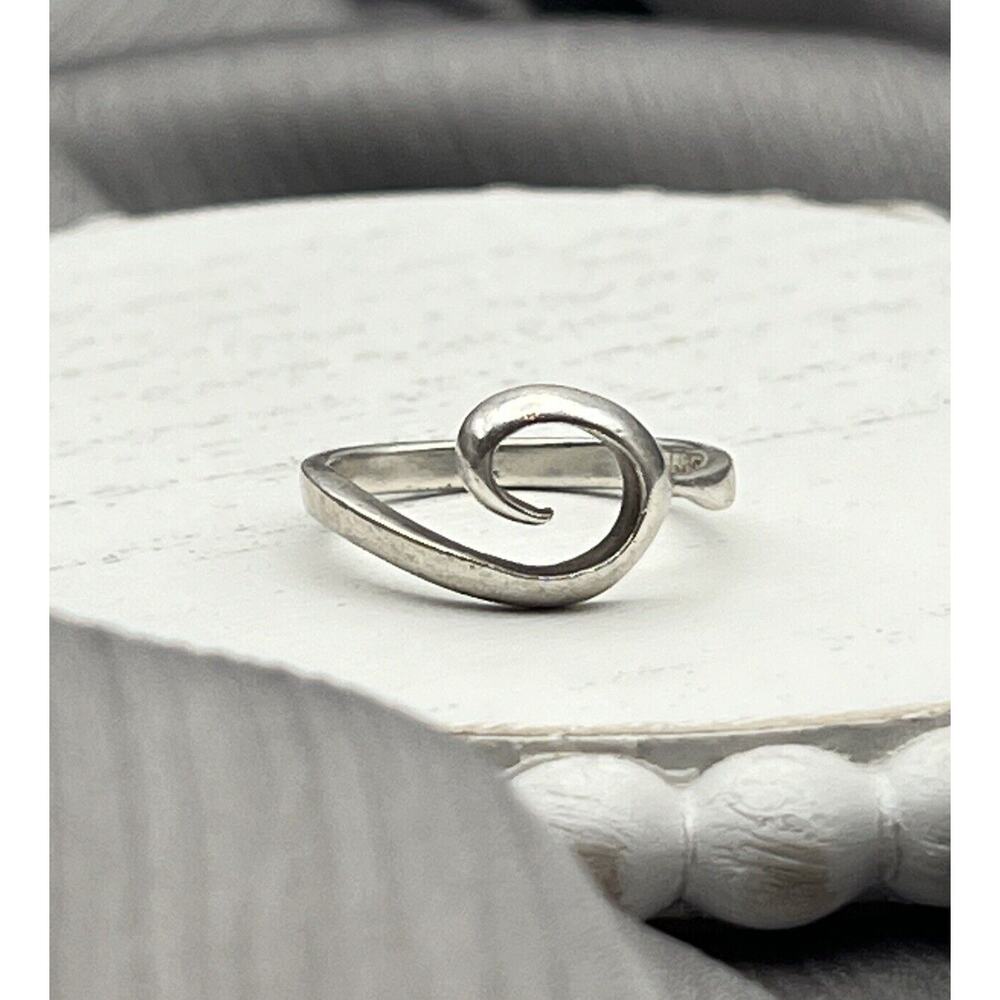 TMA Thailand 925 Sterling Silver Ring Size 7